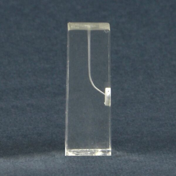 بلوک شیشه‌ای روت کانال شفاف برای تمرین فایلینگ و روتاری با کانال صفر درجه